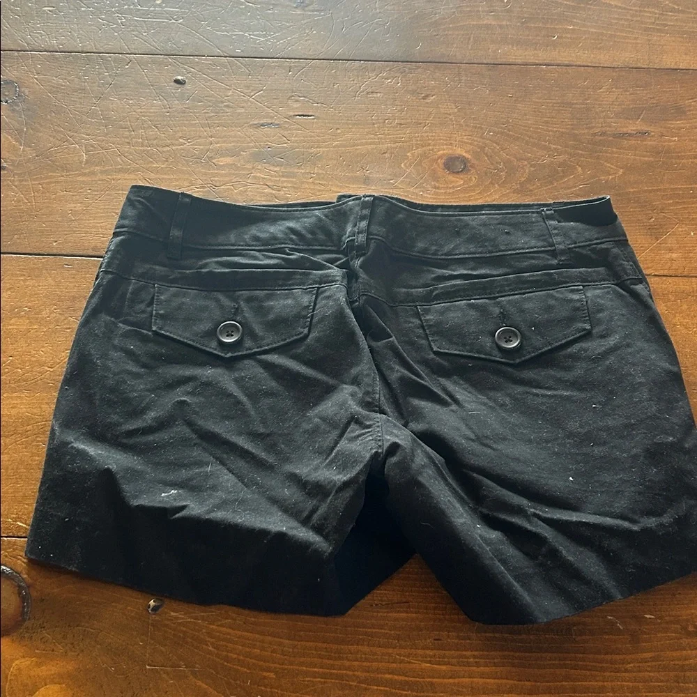 Banana Republic Black Shorts - Picture 4 of 4